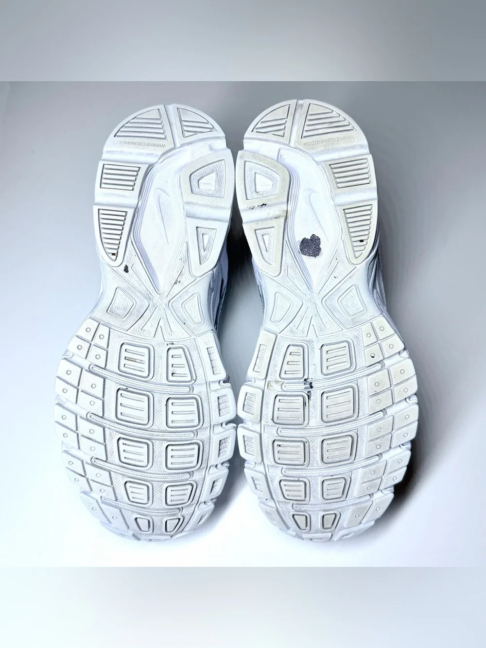 Nike Women's Initiator Athletic Shoes 'Tripe White' Size- 9